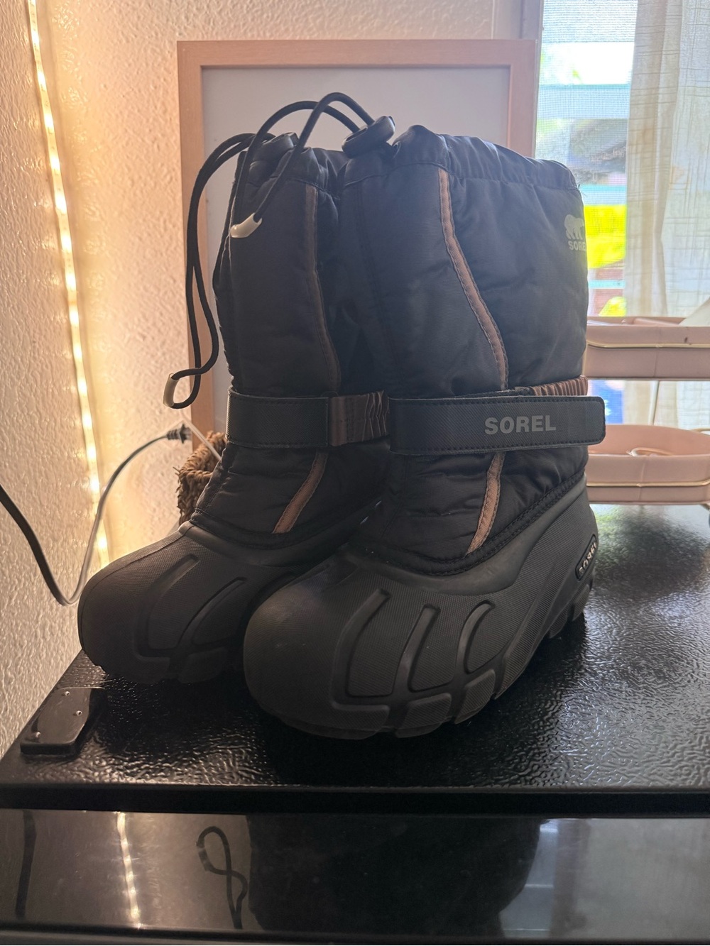 Kids Sorel Black and Brown Winter Pull-On Boots